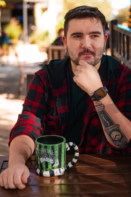 Been having a rough couple of months being newly single in a new area. How’s my profile picture?