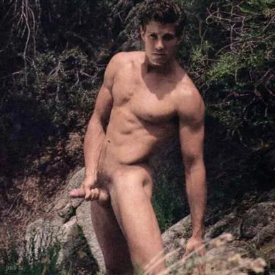 “Bill Henson” …