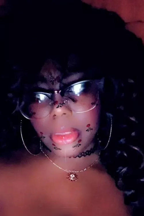 Boring fuck stood me up tonight, enjoy my pretty drool