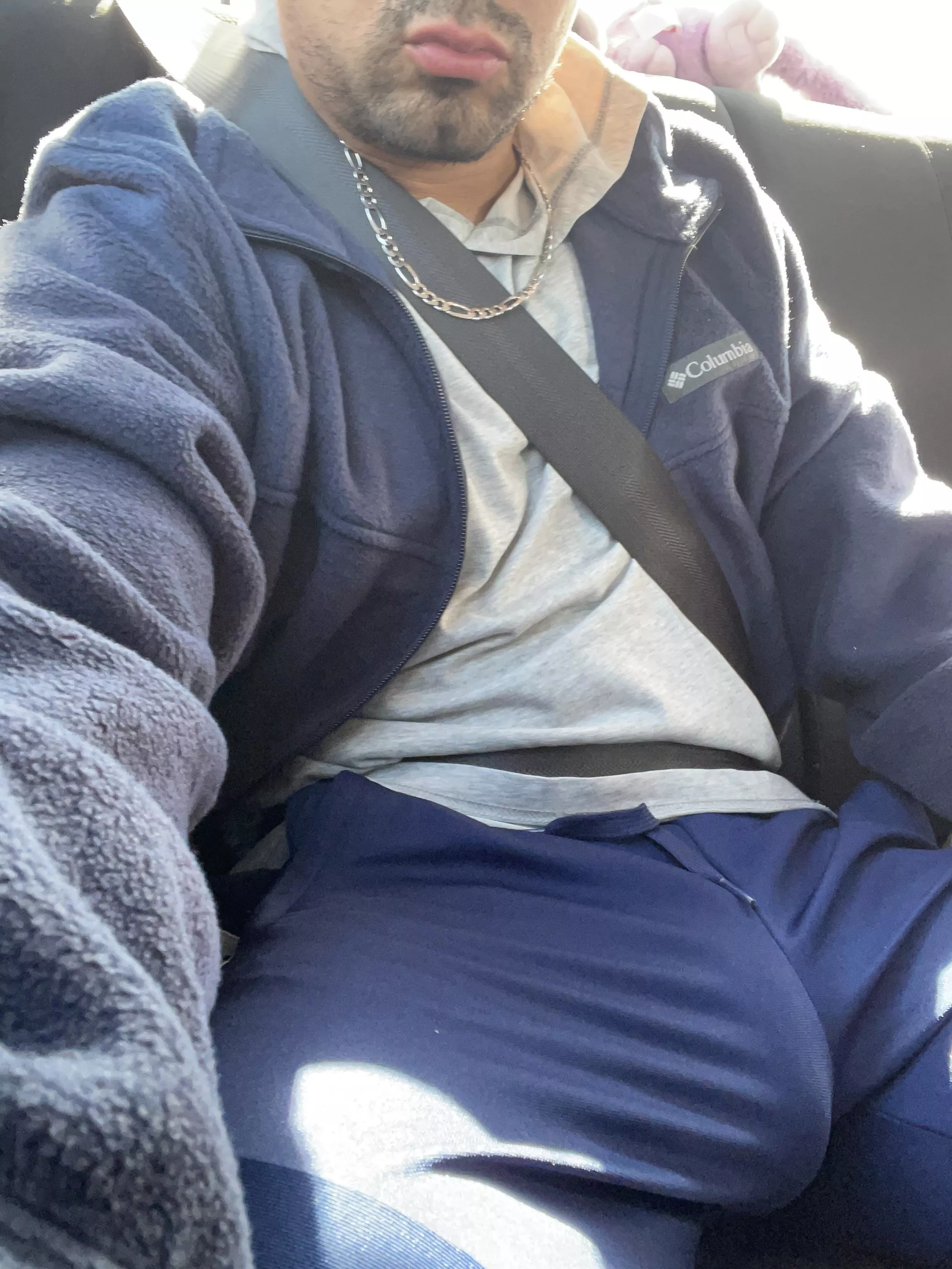 Come massage this knot I got in my pants