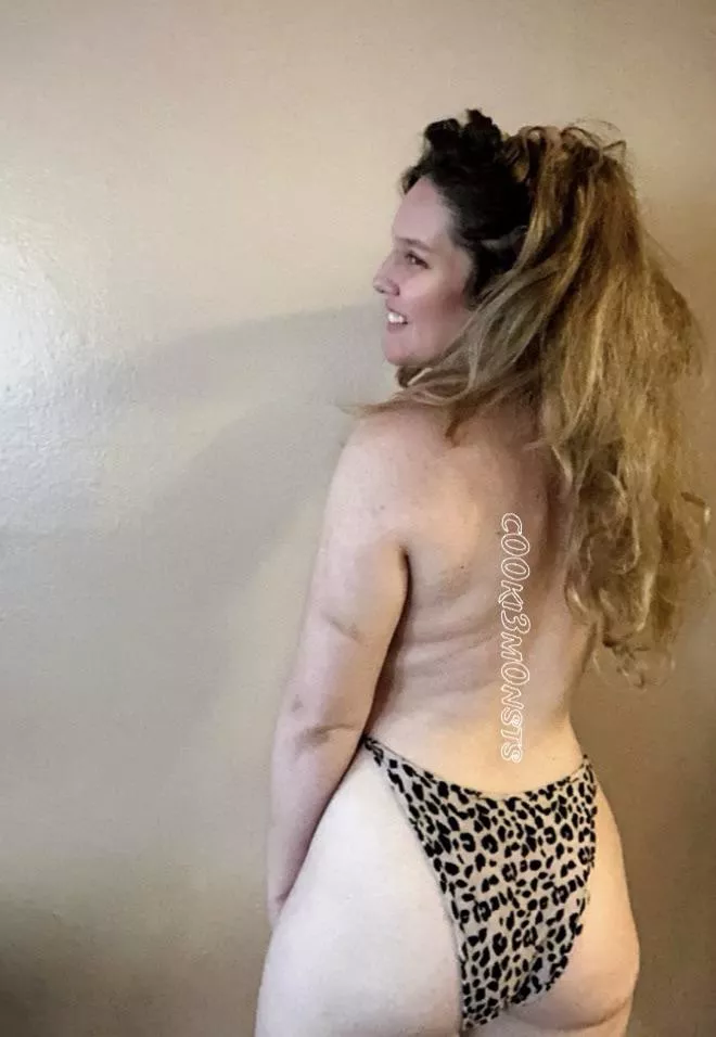 Cute cheetah for your timeline