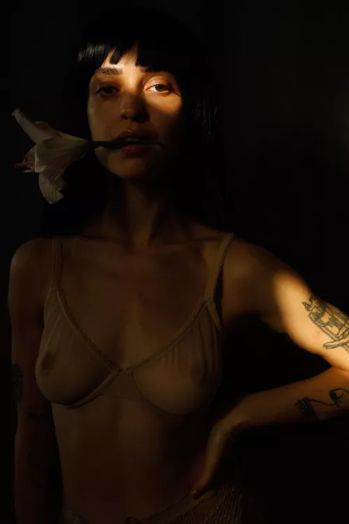 Did a little photo shoot yesterday and didn’t want it to be porny, what do u think?