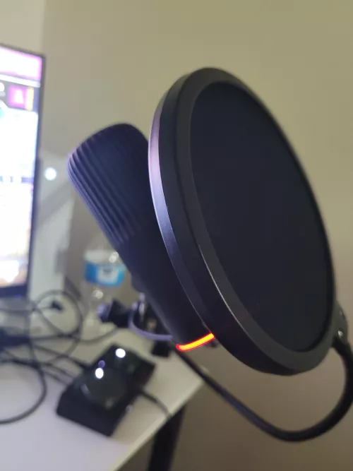 does anyone here know how to improve audio quality? I've been trying to use different things in obs with some audio mixing software I downloaded, it just doesn't sound as good as my headset mic for some reason. I'll try to post an audio clip after wor