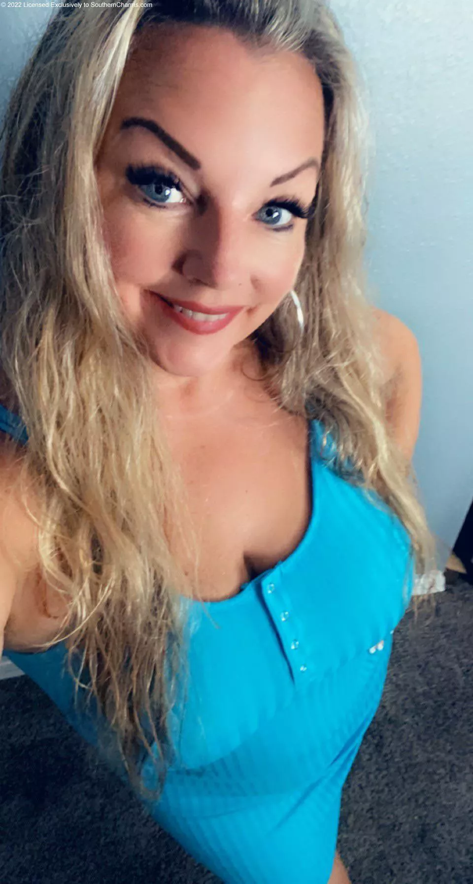 (F)50 loving and living life my way. Come enjoy me