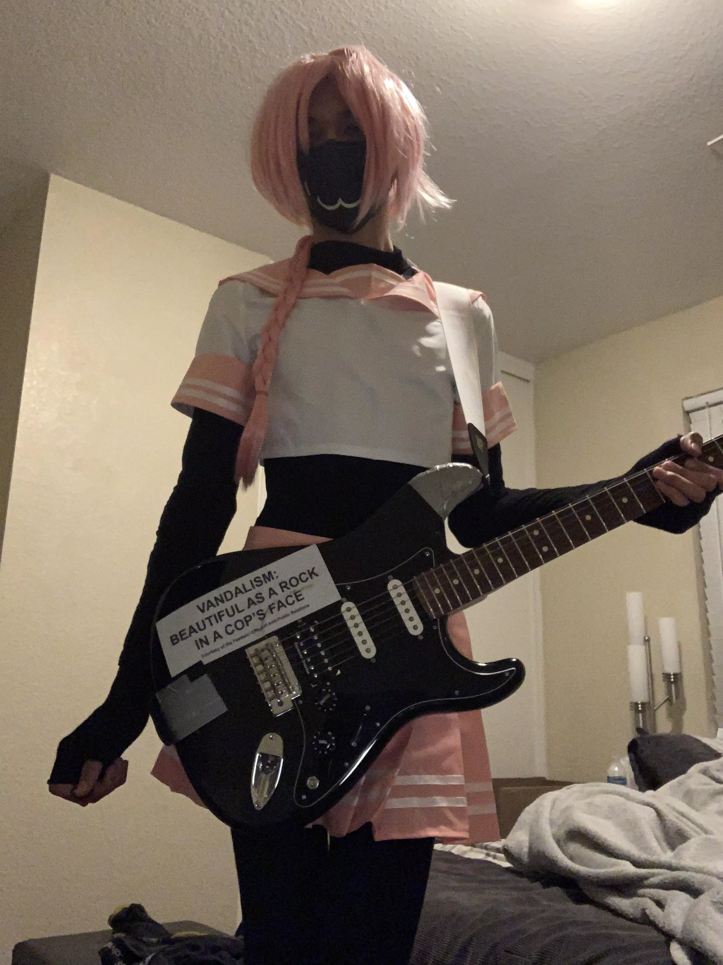 Femboy with da guitar