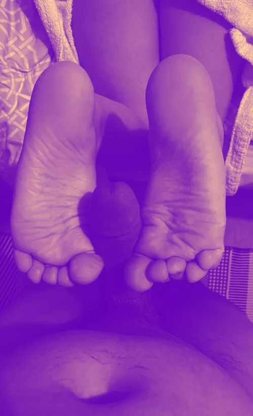 (F)(m) wanna read your comments