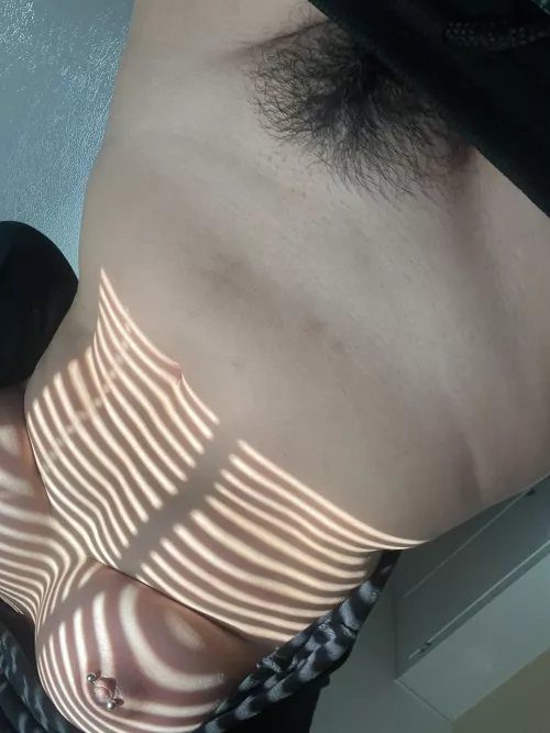 Fuzzy and feeling just fine! Hope you like hairy college pinays🖤😜