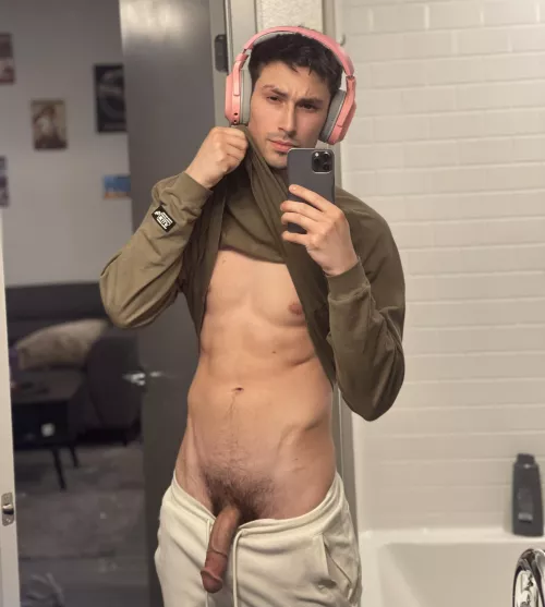 give me head between matches? 🤓