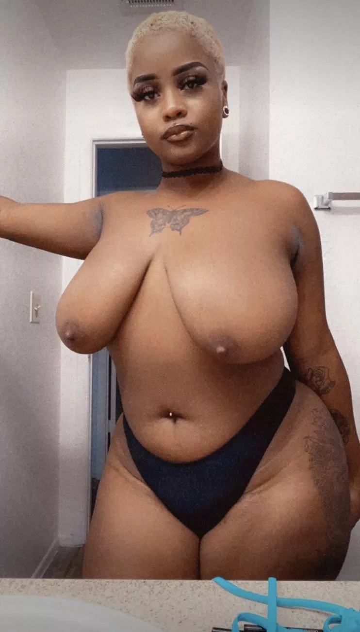 goodmorning from me & my mommy milkers ..