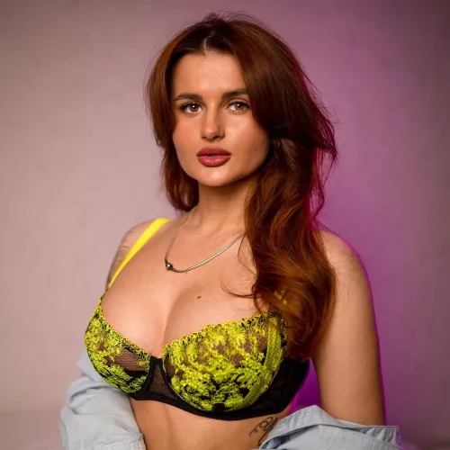 Her Pussy Looks So Nice