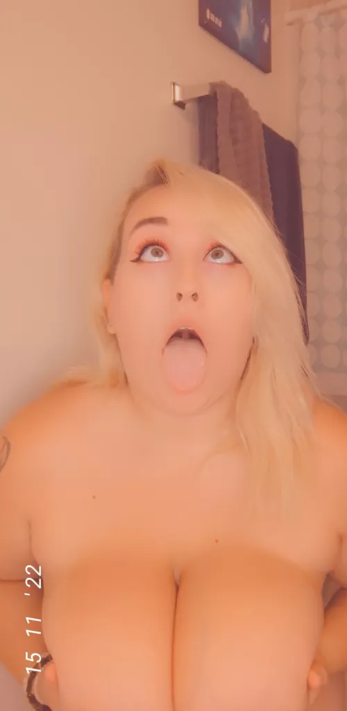 I can't cross my eyes well enough 😂😂🤭