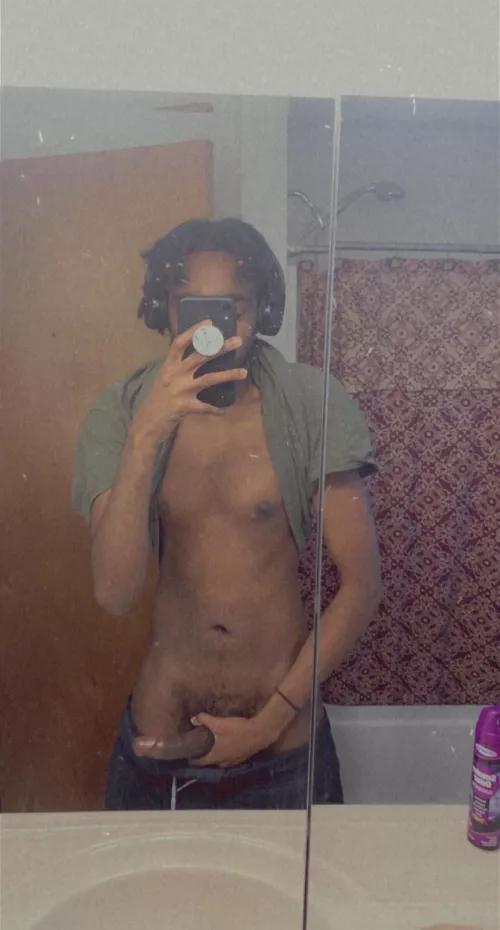 I just want to find someone who wants daily bbc pics in their dms