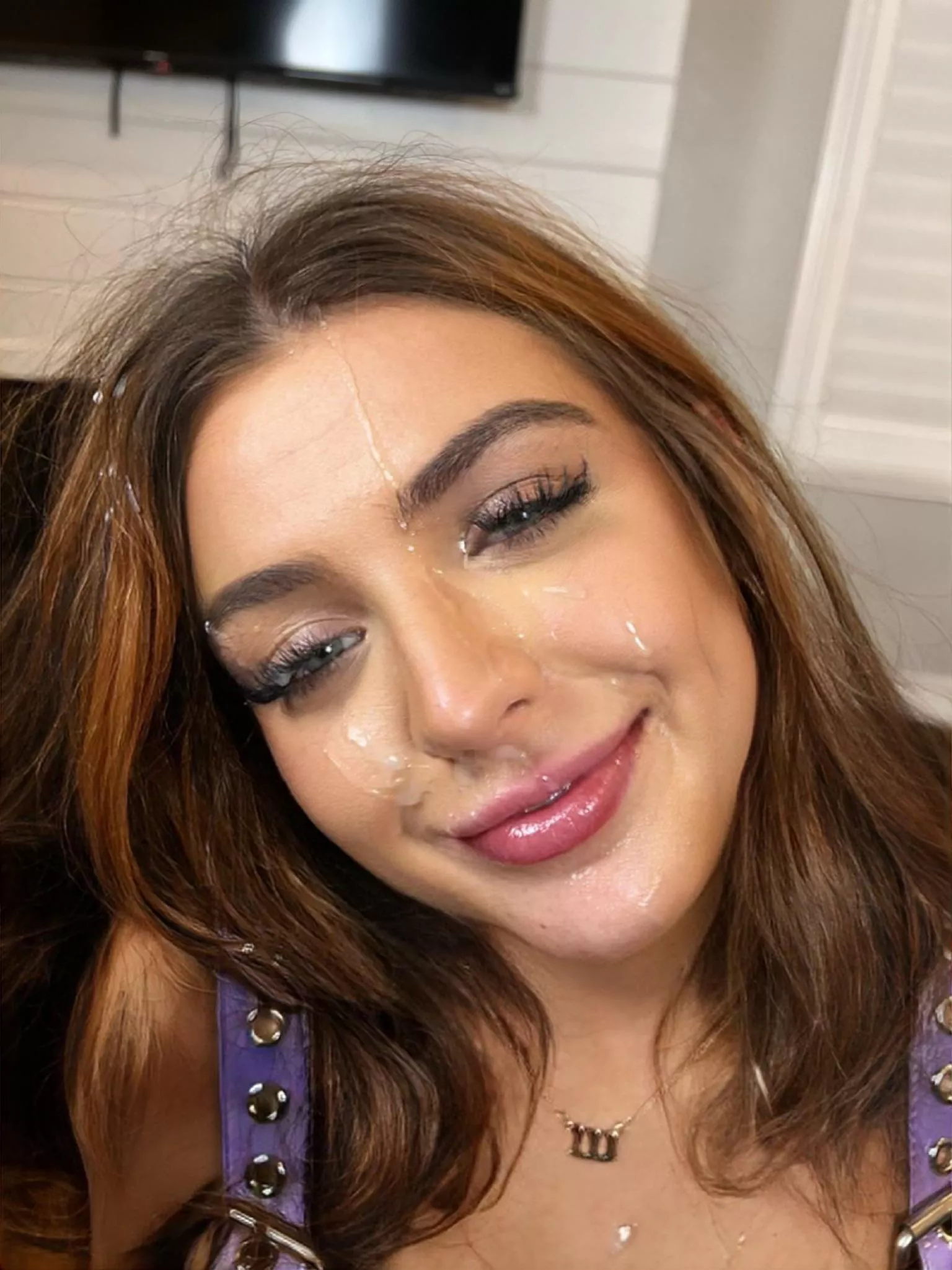 I love when he covers me in cum🥰