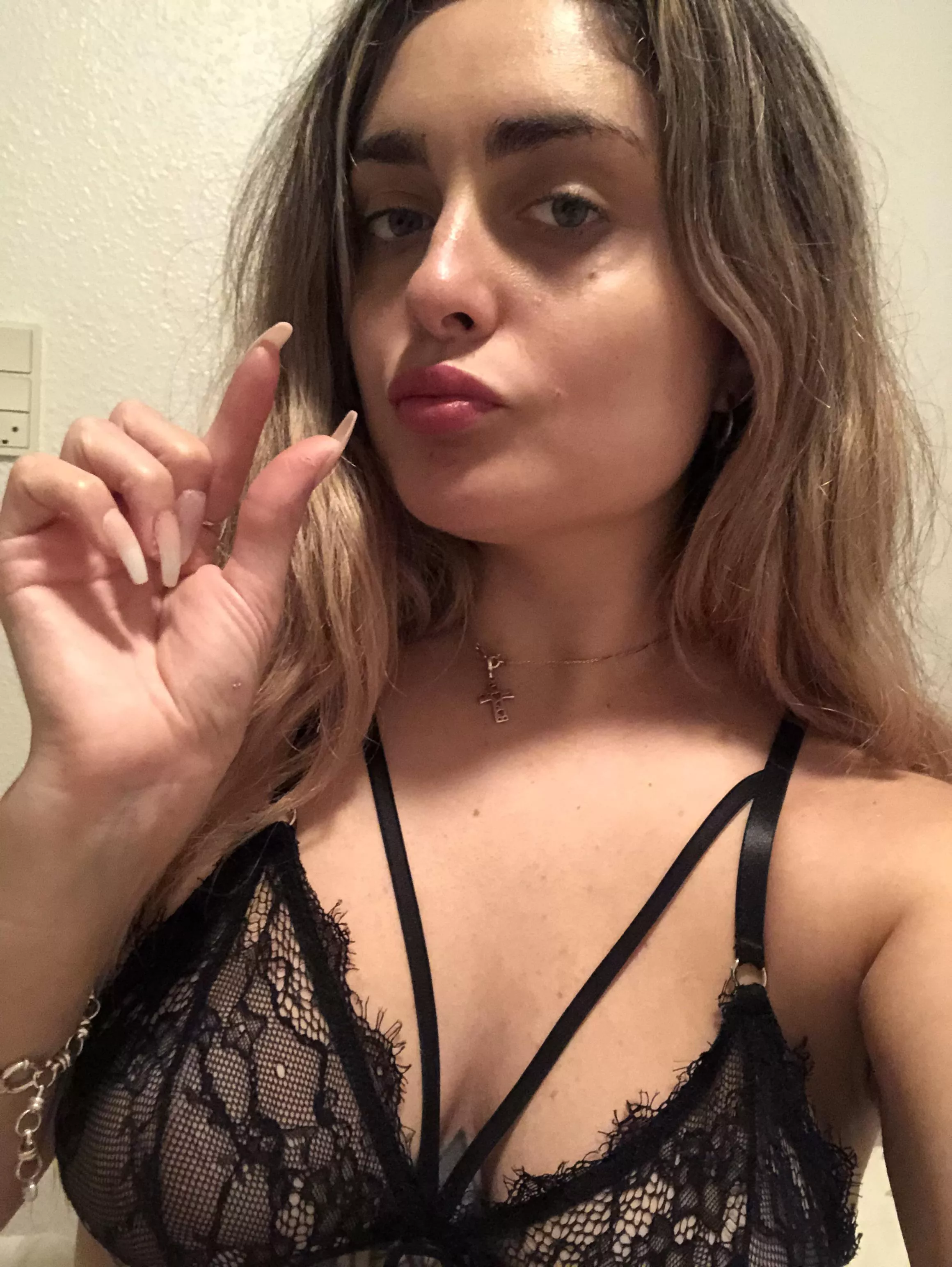 I want to have fun humiliating your useless cock [domme]