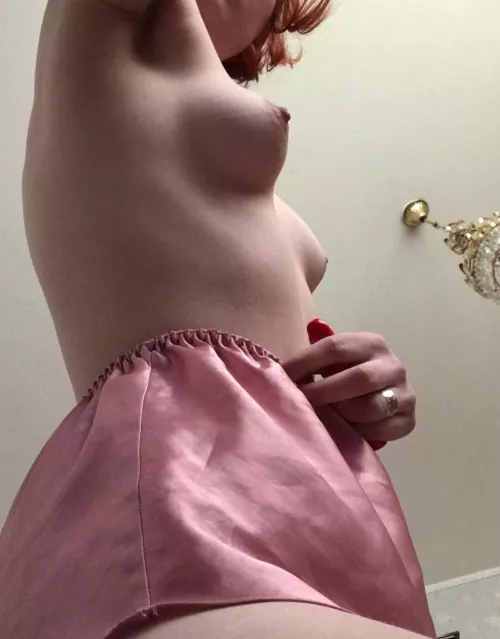 I want to show my new shorts to the whole world 💗