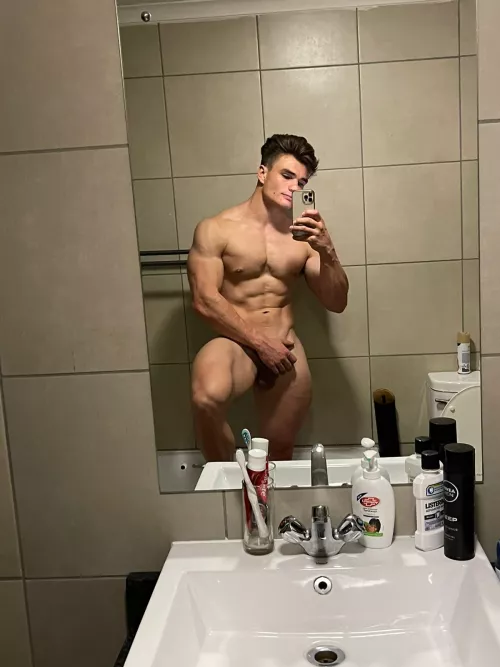 it's going to be a steamy night 😏 [25]