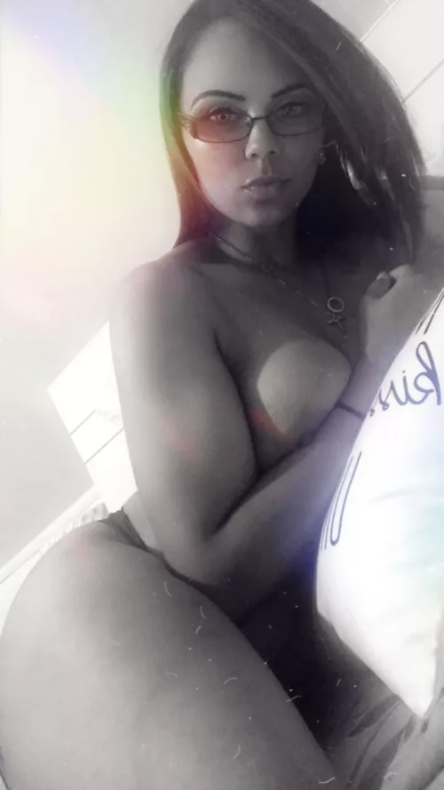 Looking for a face to rest these on 😏