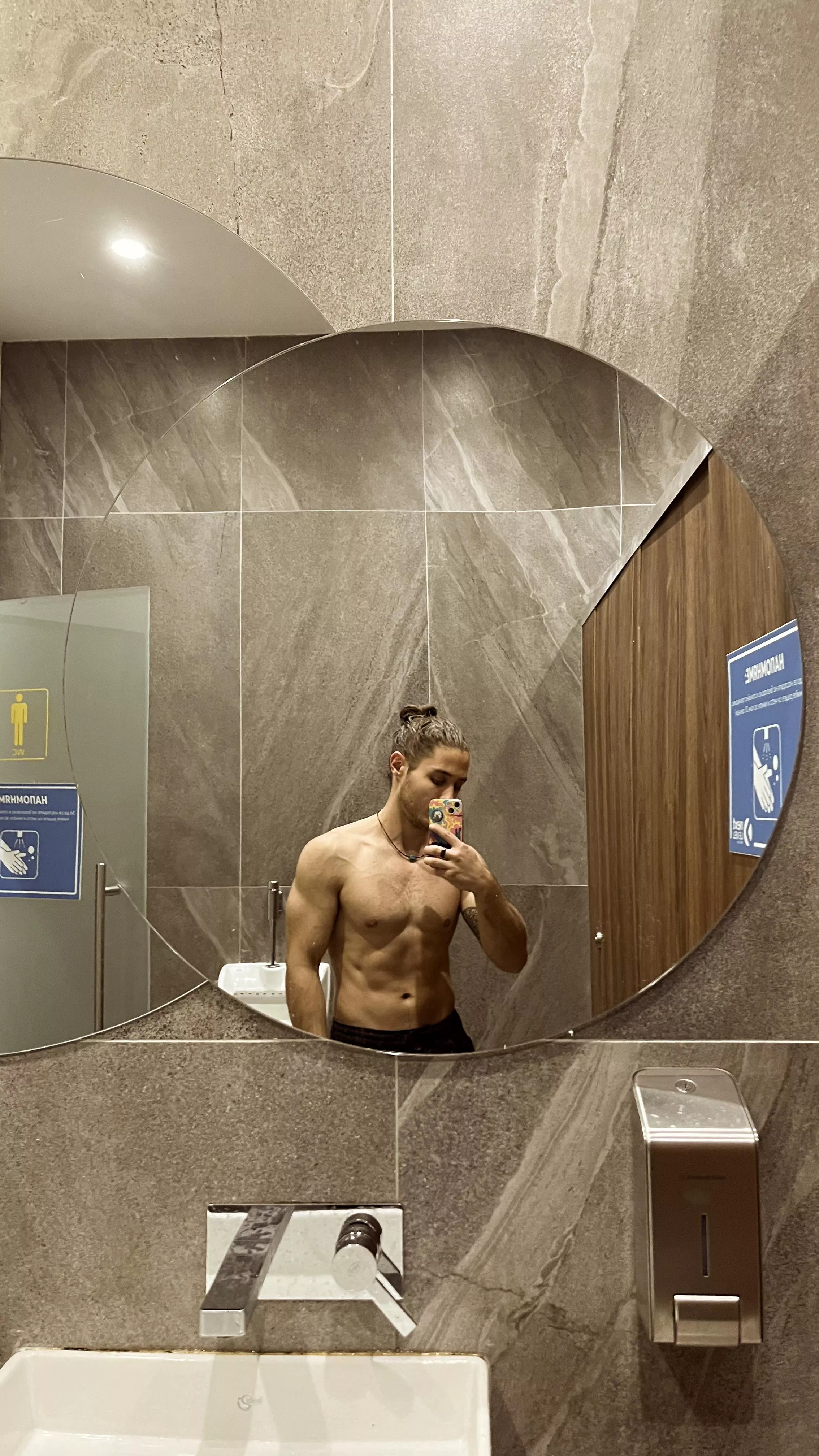 [M] Anyone up for a post workout shower?