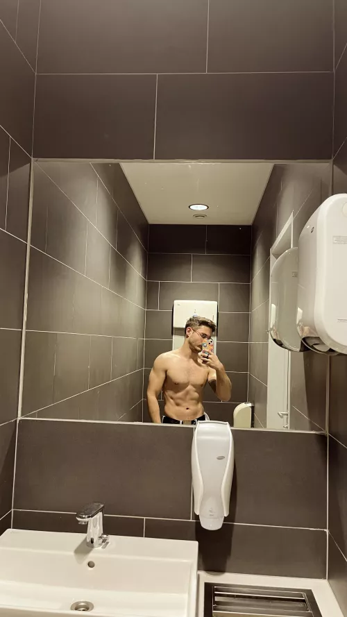 [M] what a lovely day for a pump