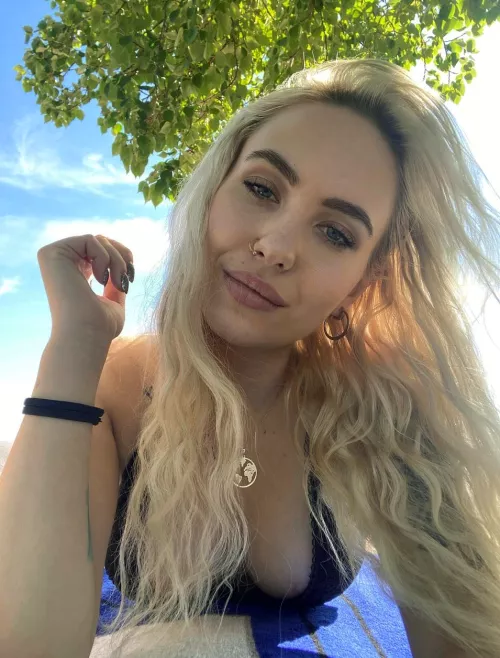 My body is made for your hands