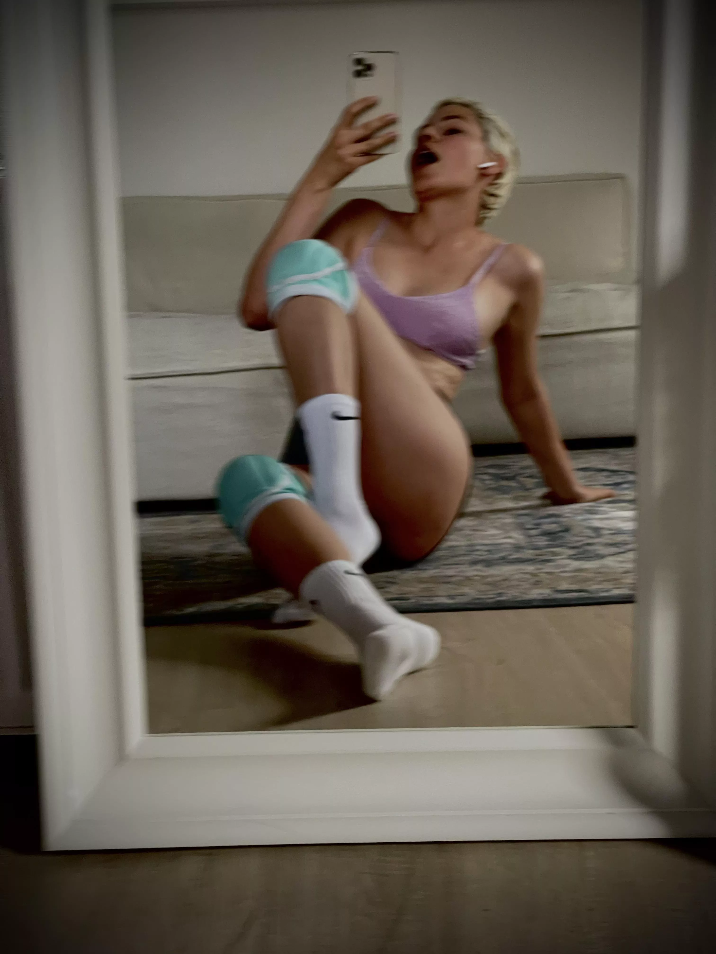 My foot is down to feetplay