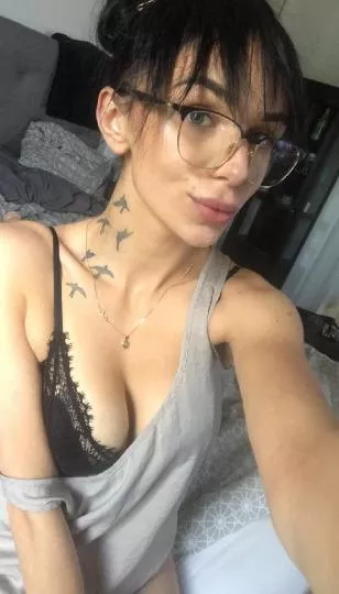 Need someone to talk and have fun check out my menu . 😘