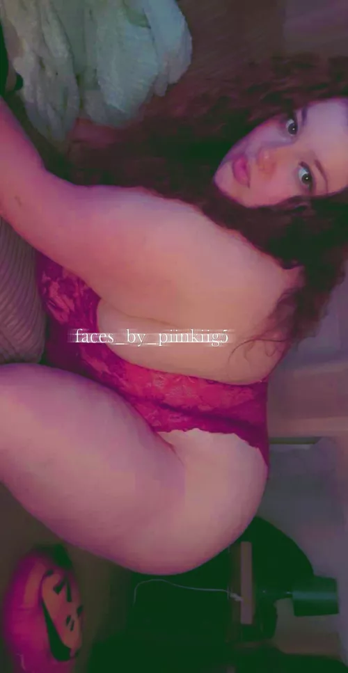 [oc] need a cuddle😈