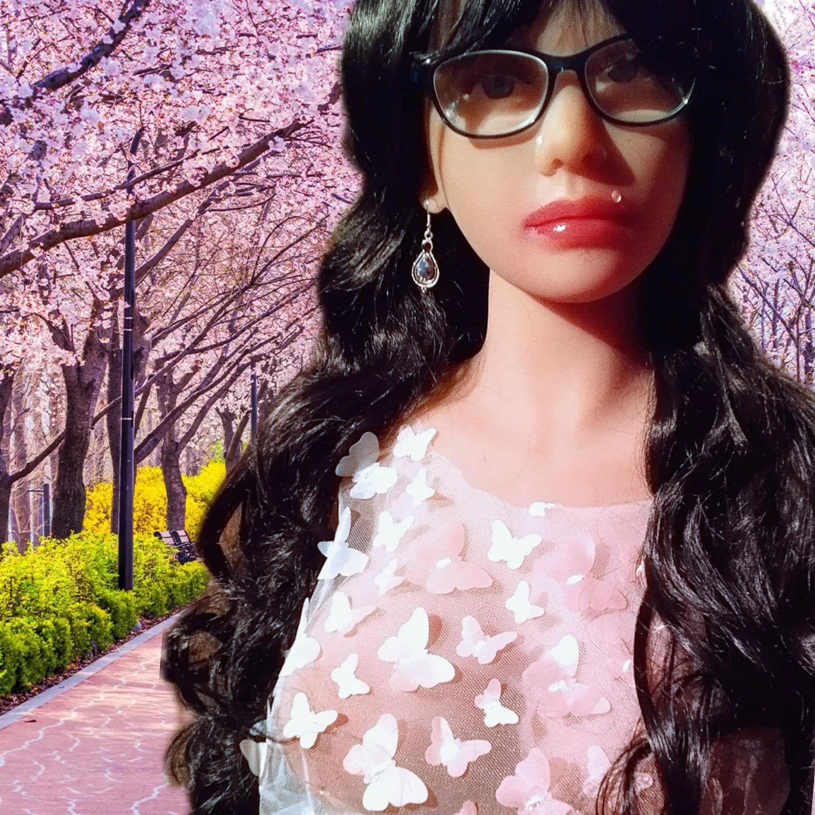 Playing with background ☺️