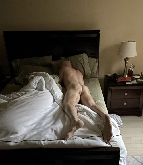 Really would rather just stay in bed (but company would be welcome)