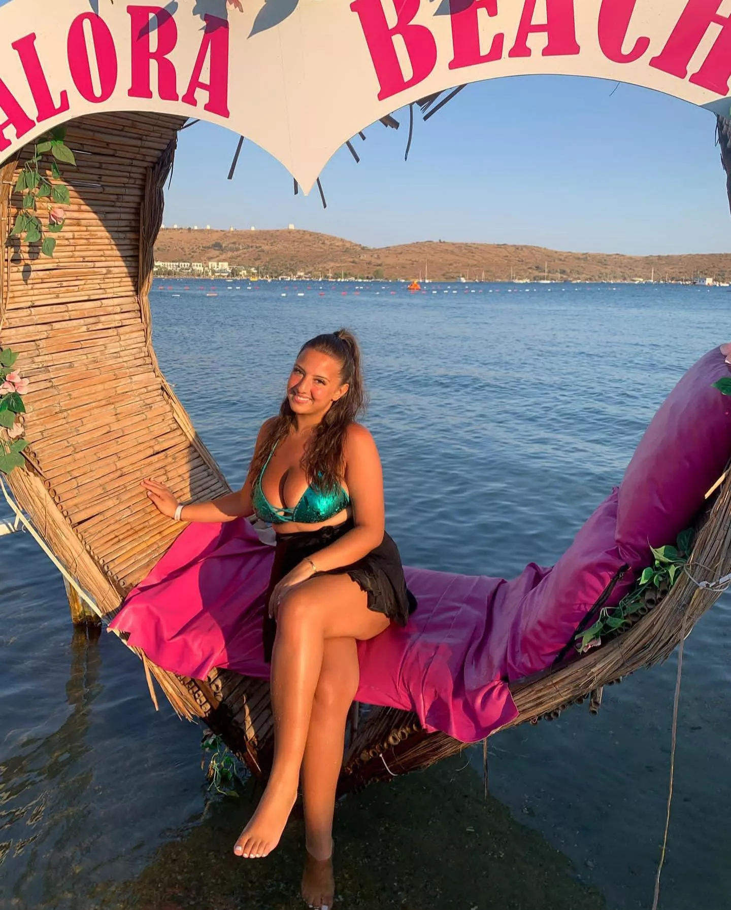 She should be a bikinimodel