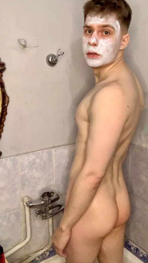 Someone has to fuck me against this wall 🙏