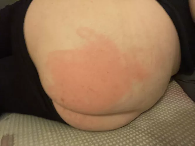 Spank me red 🤤😍