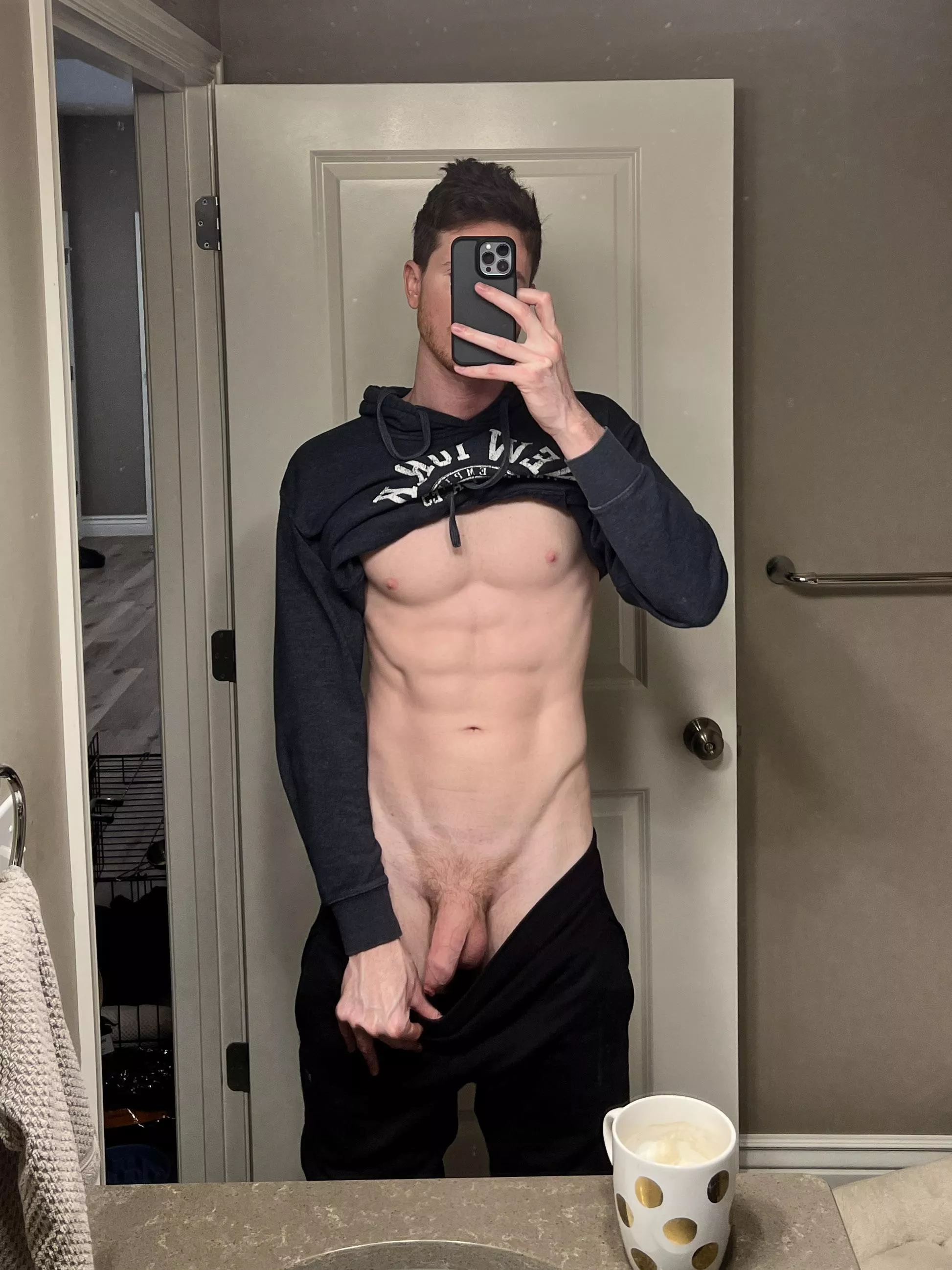 Think I could get a hand? (25)