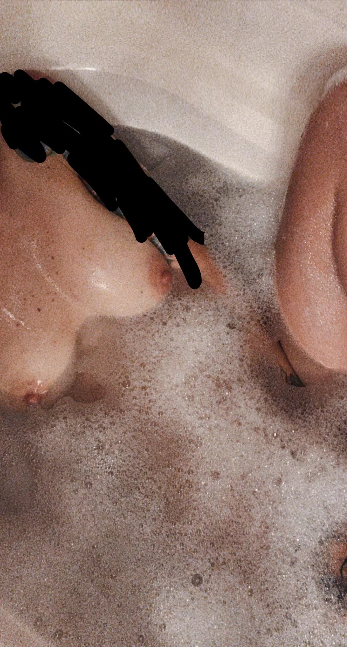 This soccer mom is fresh out of the bath 😈