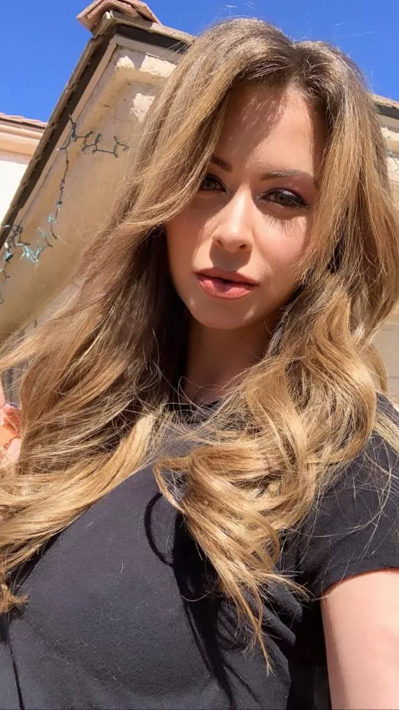 Twitter 11-16-2022, Gorgeous