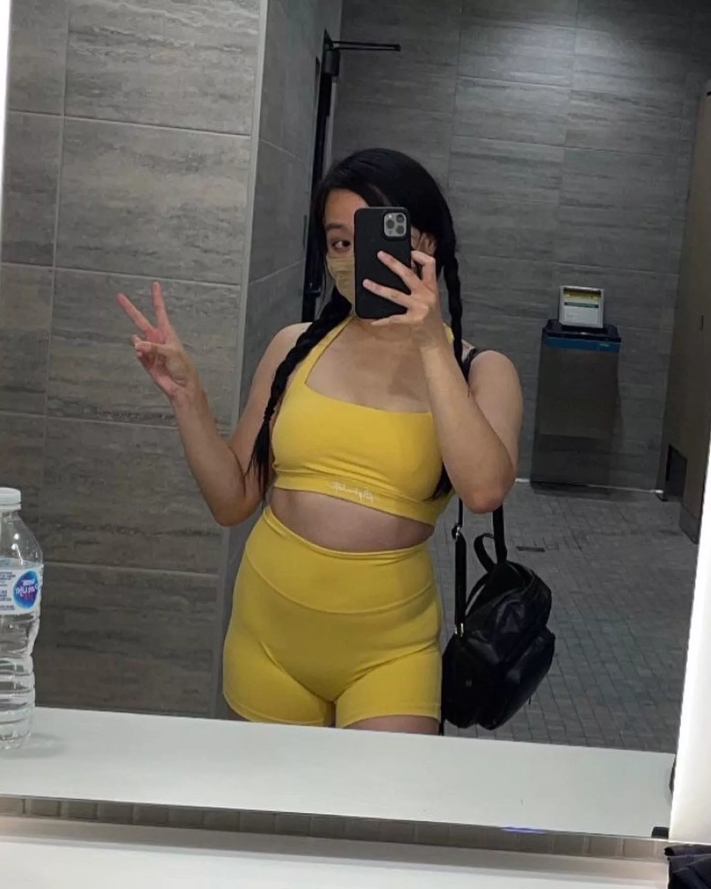 when i was in the gym yesterday im bored company me lets do sextin and rp gfe while do vc