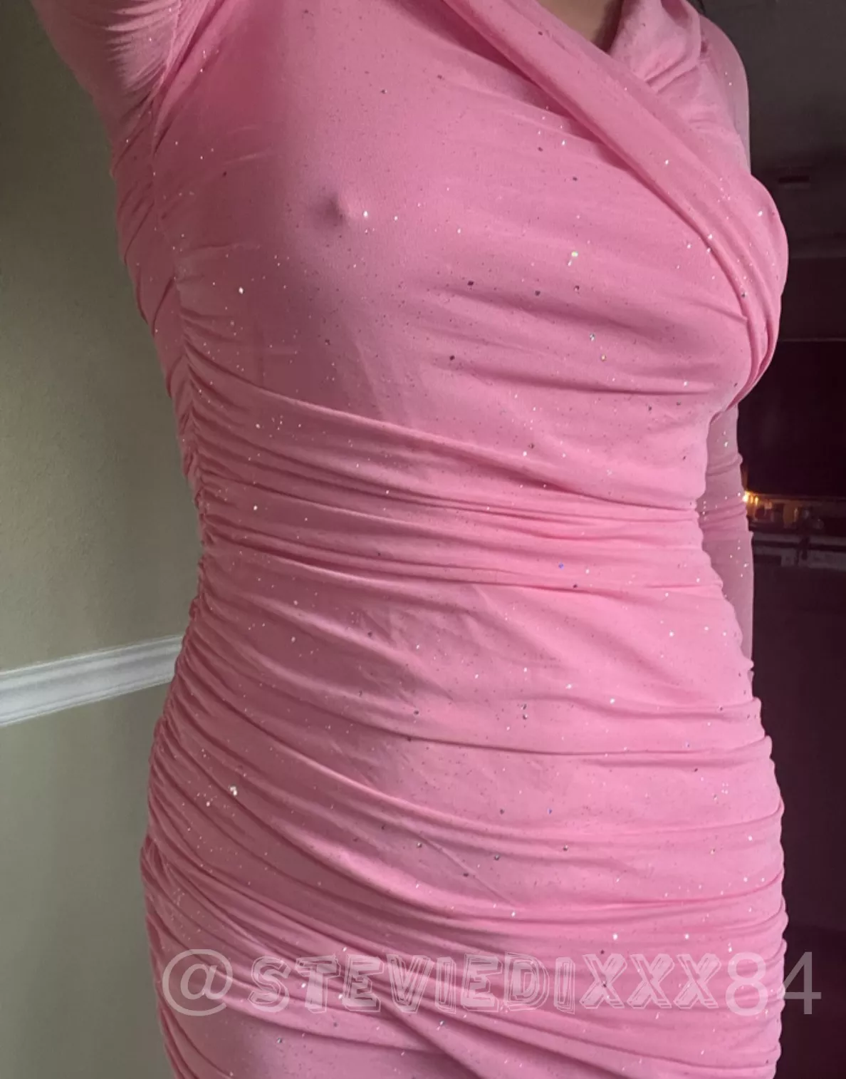 Wrapped up like a gift in this dress 👗