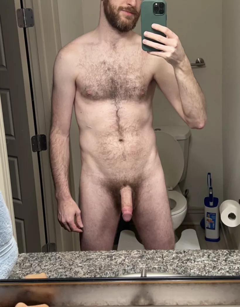 Being an otter is pretty great 😋