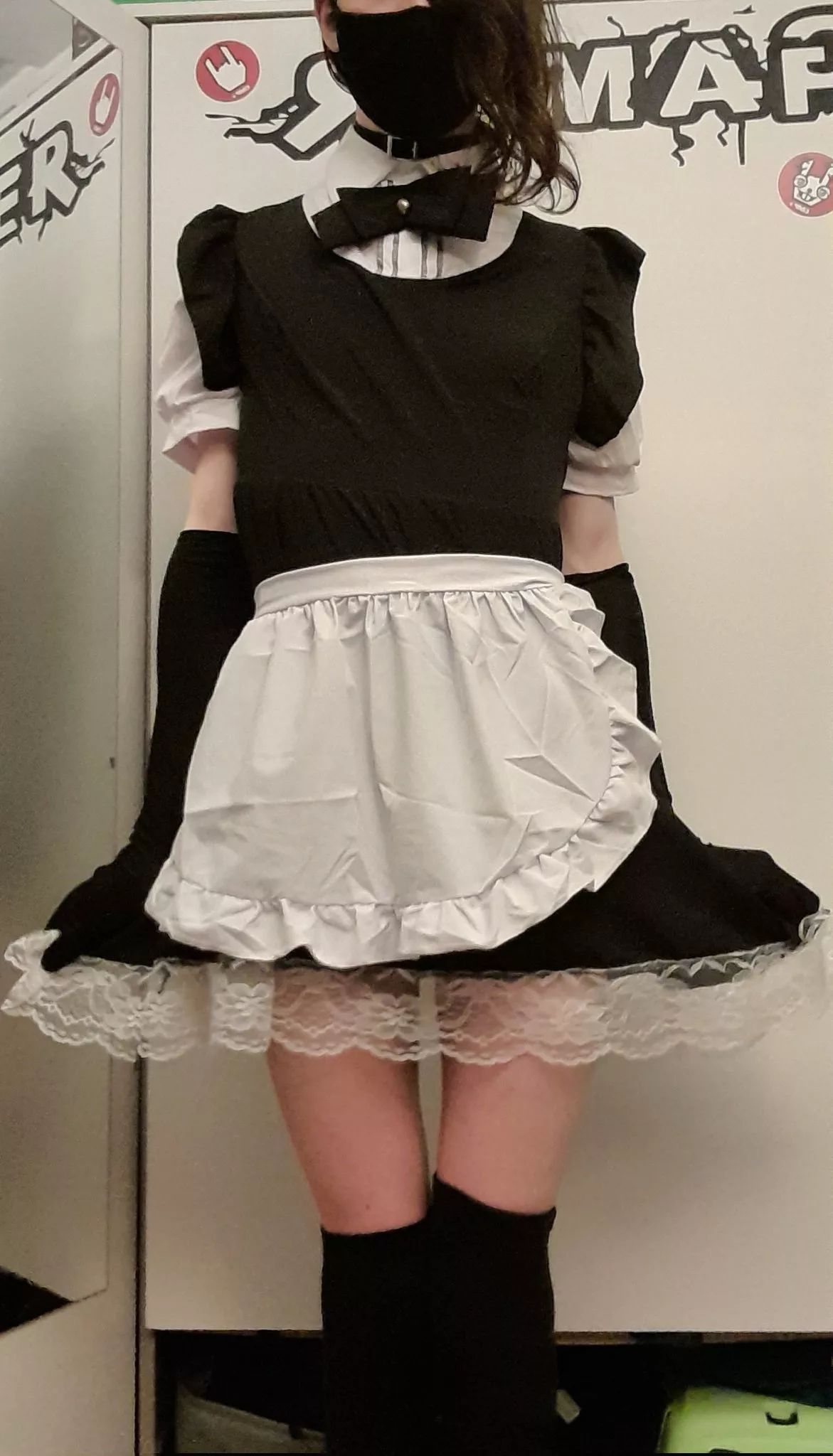 Catboi maid at service