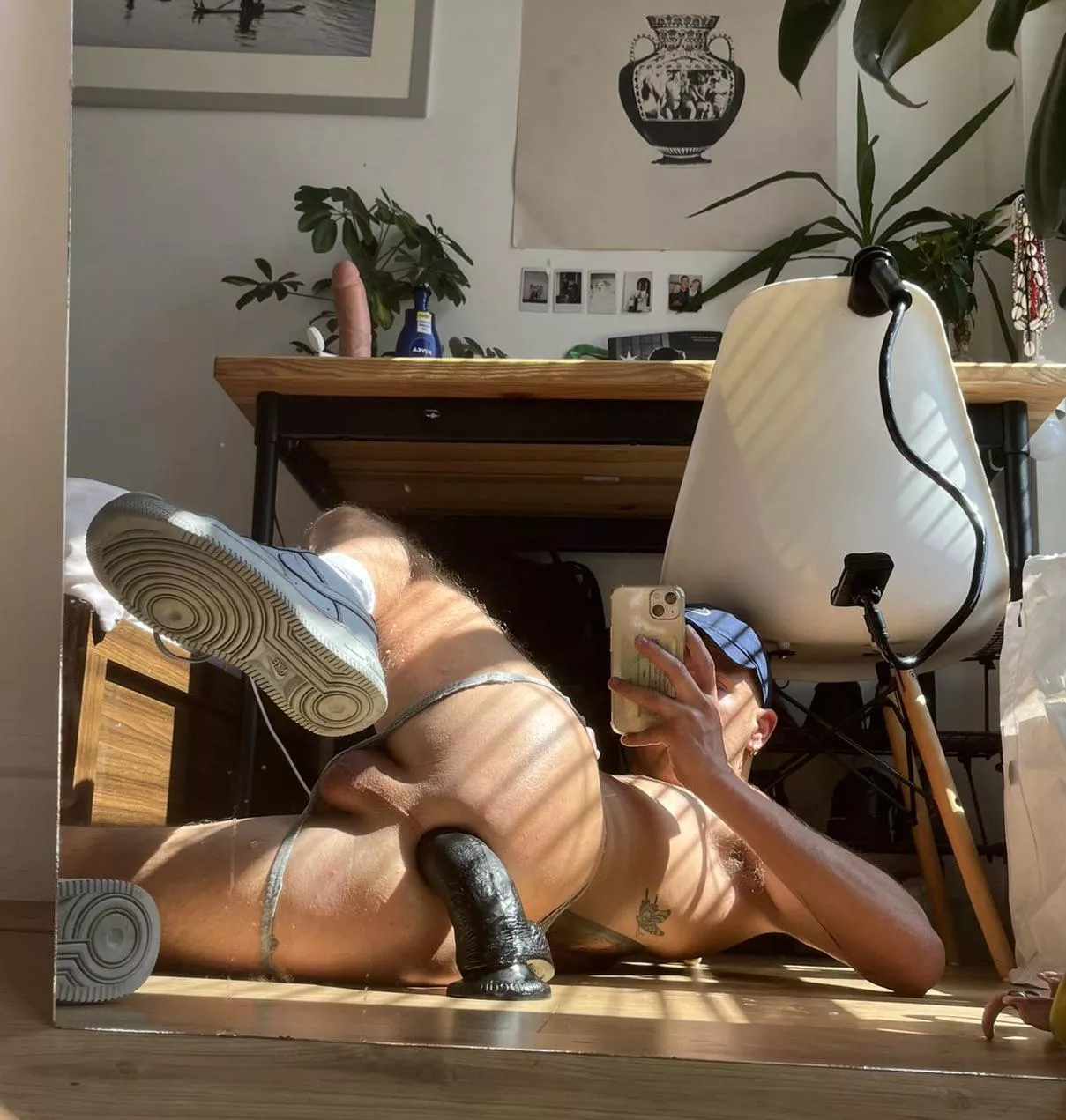 Come and replace my dildo!