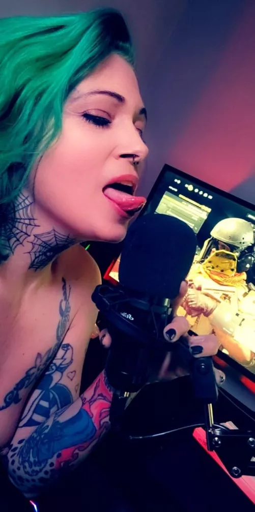 DMZ just dropped... Do i have to solo queue?