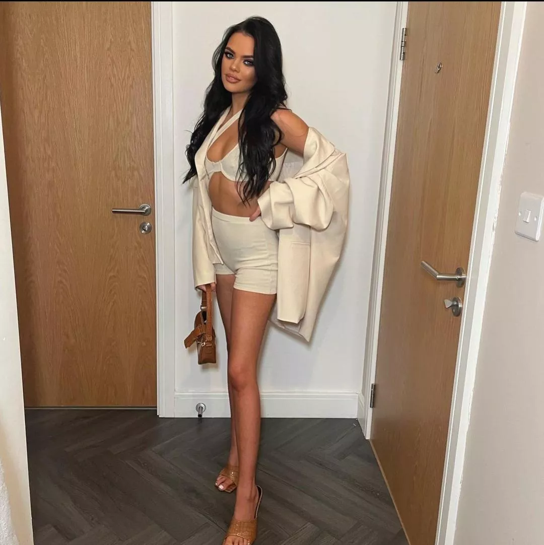 Emily planned to get absolutely ruined at the club