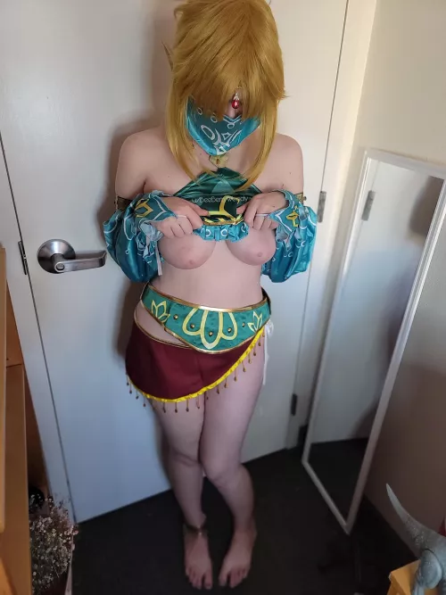 Gerudo Link from The Legend of Zelda by BeeBerryWendy