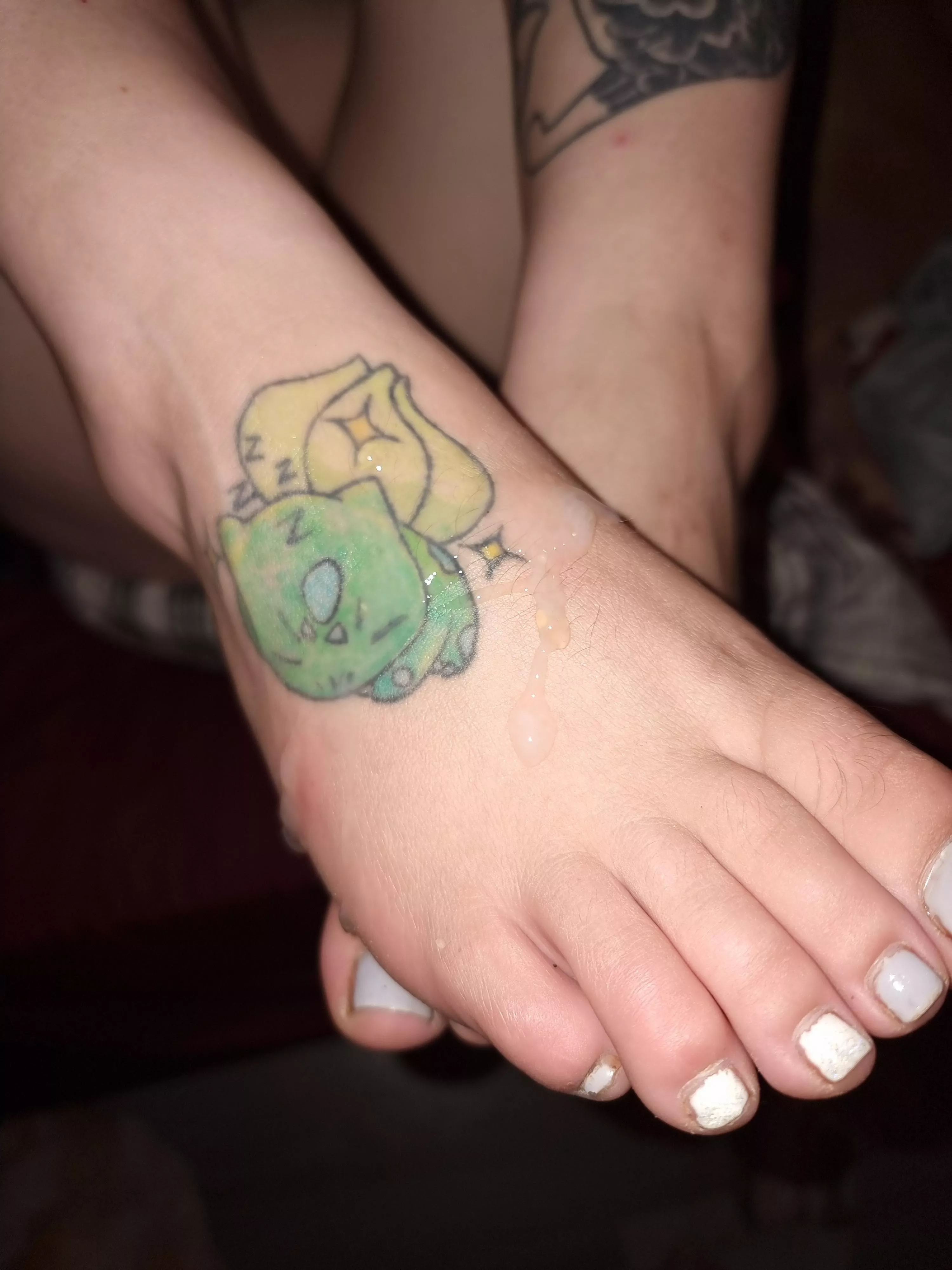 he came on my feet tonight, would you ?