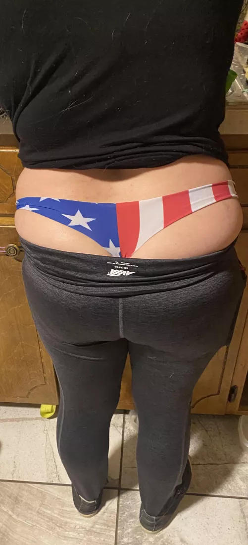 Hey y’all! Cum check me out😘