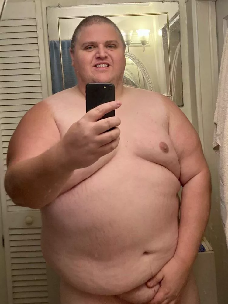 Horny before bed tonight. 😘🤪