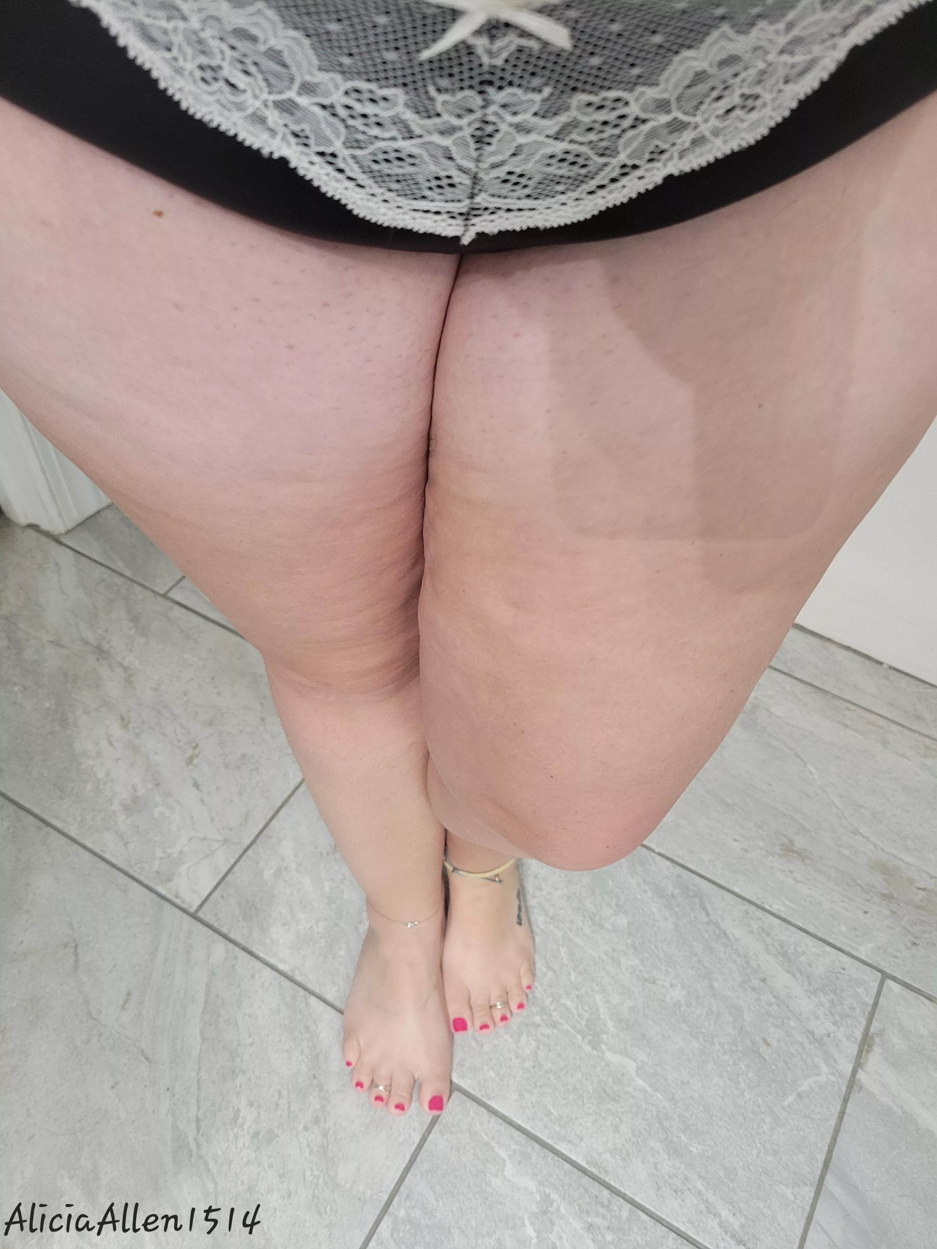 How's the view? 💕😽