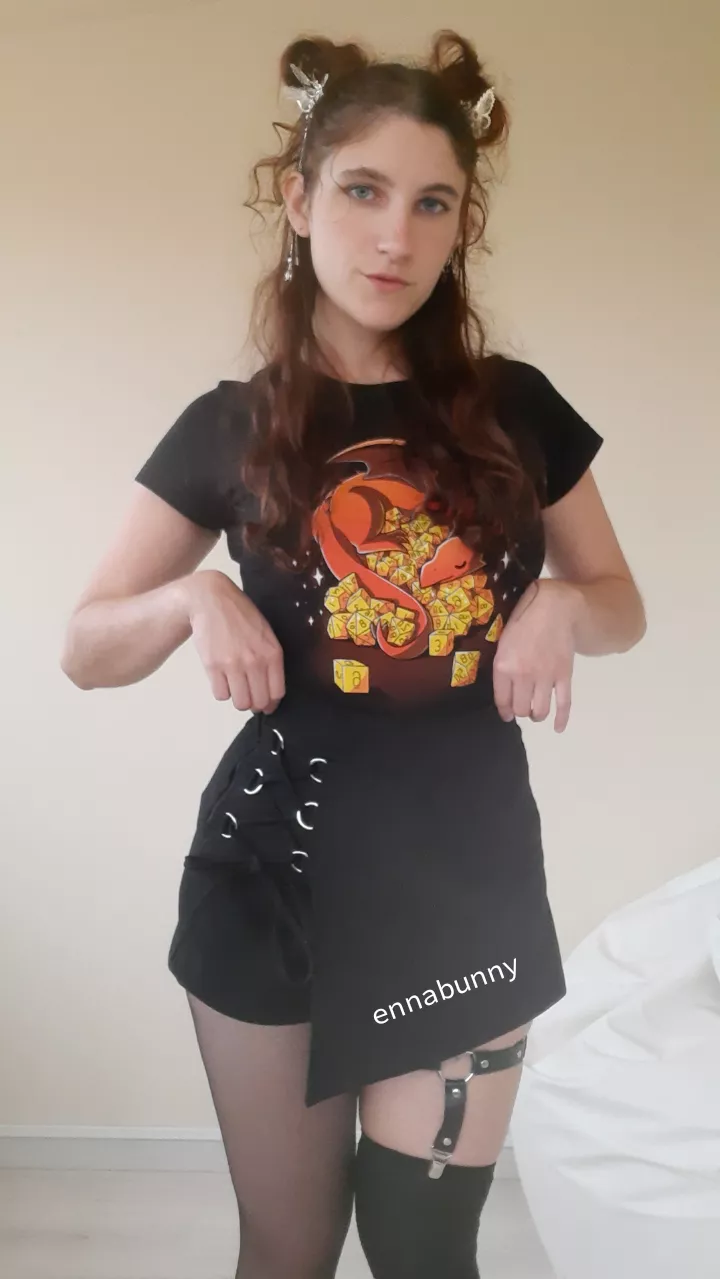 I have a d&d session tonight, dressed in theme! [enby]