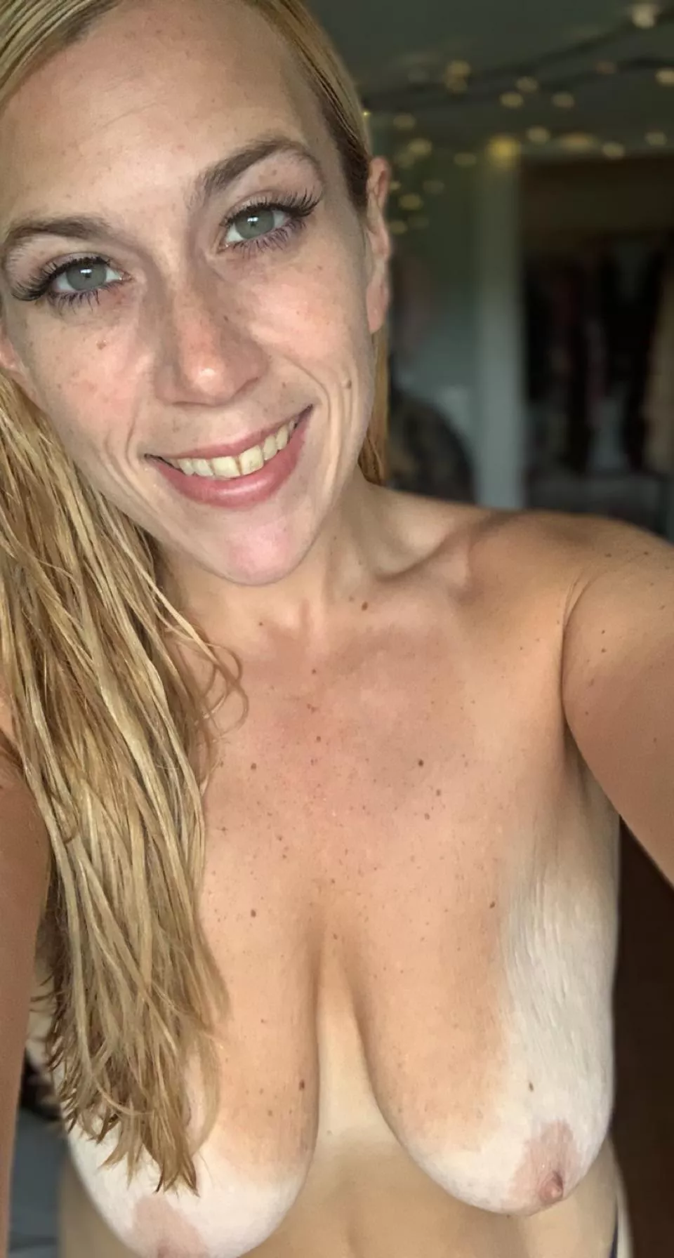 I hope you don’t mind a few stretch marks 🙈