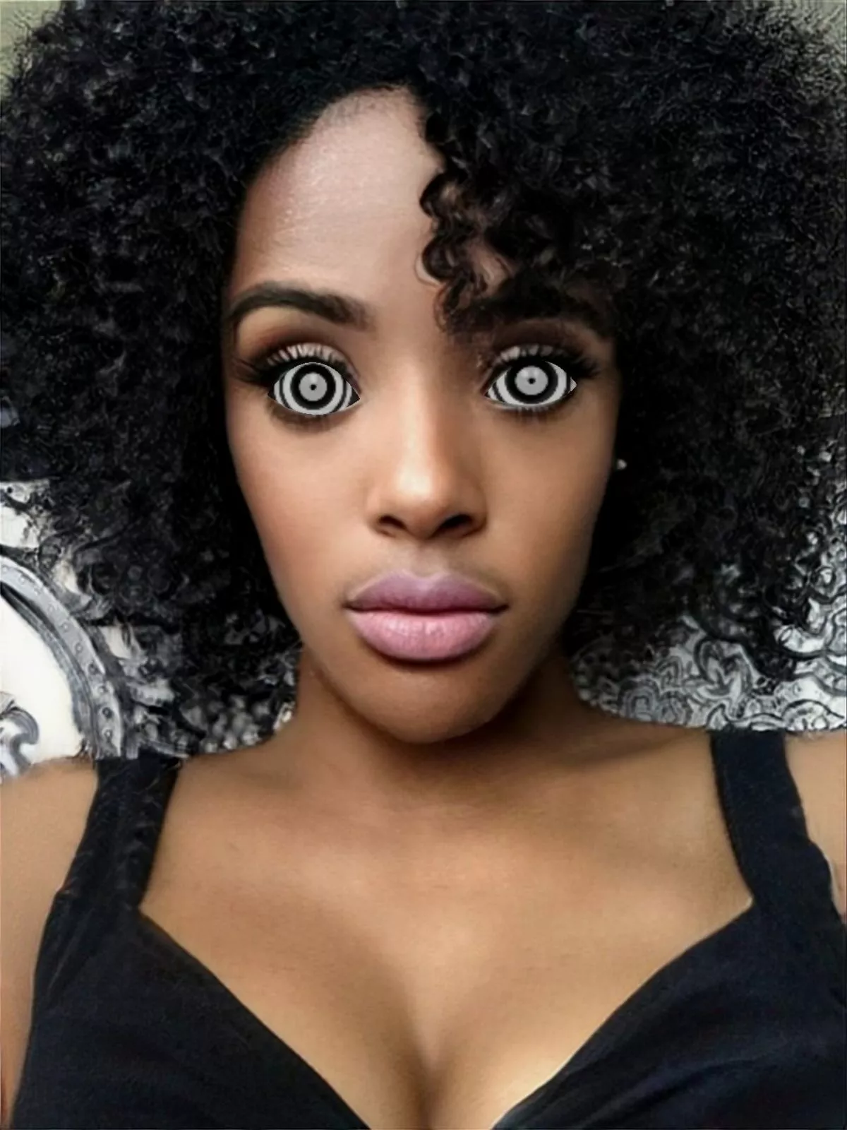 I love being nothing more than a hypnotized pair of fat lips for Master to use. Just the happiest days.